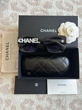 CHANEL Black Oversized Sunglasses with Crystal Logo Temples